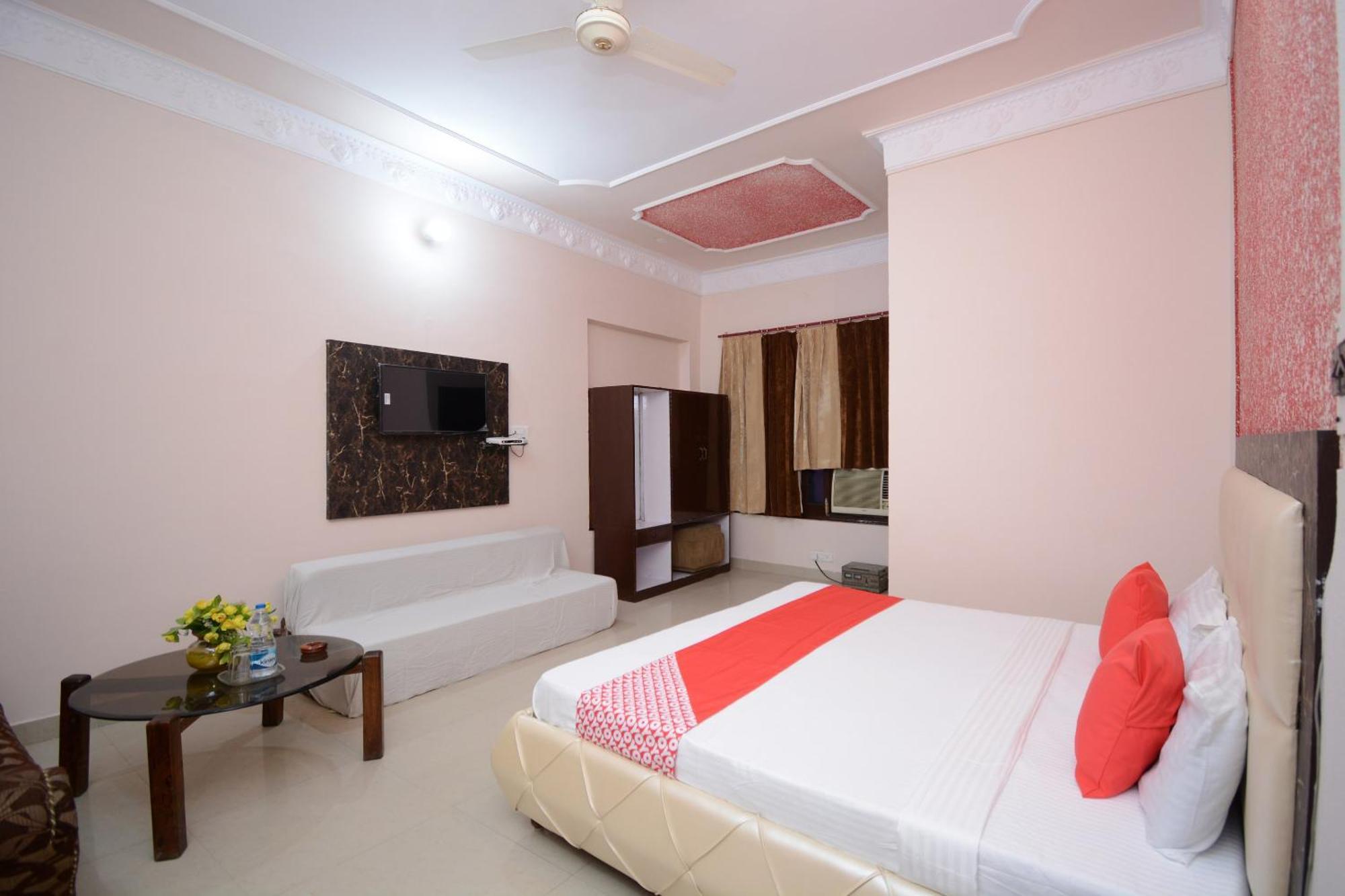 Hotel Asia Palace Pathānkot Esterno foto
